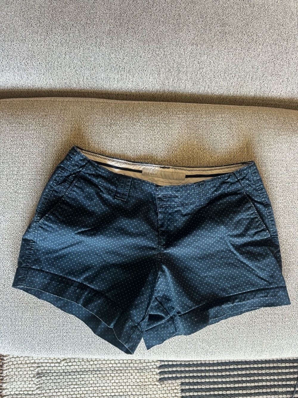 Old Navy Navy Blue Polka Dot Women's Bermuda Shorts